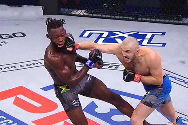 Magomed Magomedkerimov ra đòn chính xác.