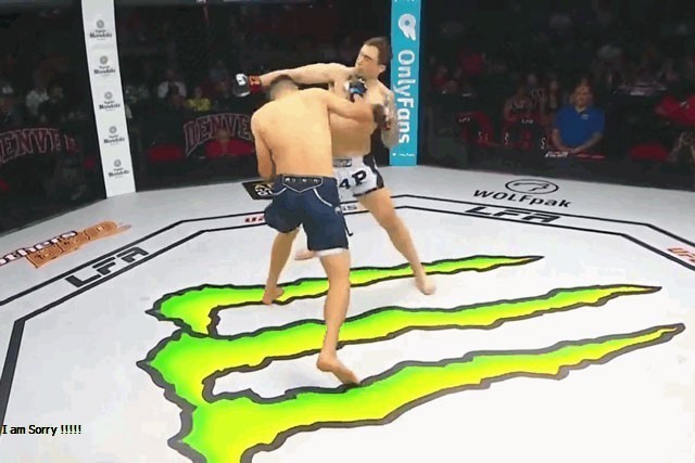 Ty Miller ra đòn chính xác. Ty Miller ra đòn chính xác.