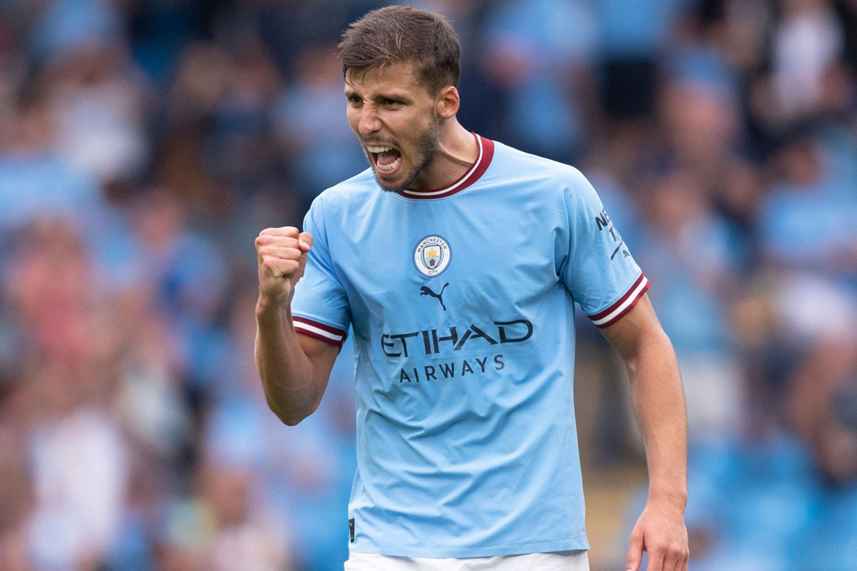 Trung vệ: Ruben Dias (Man City, định giá chuyển nhượng: 75 triệu euro).