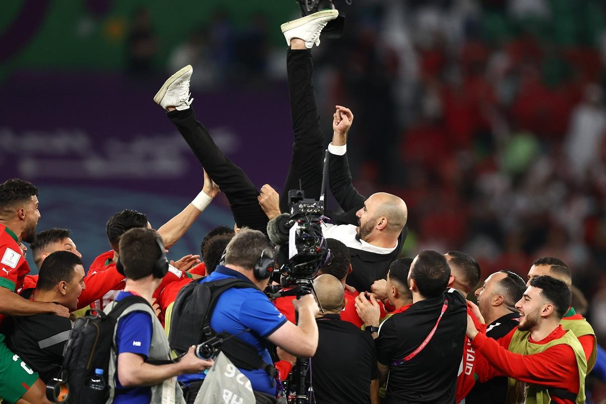 Niềm vui của Morocco sau khi loại Tây Ban Nha.