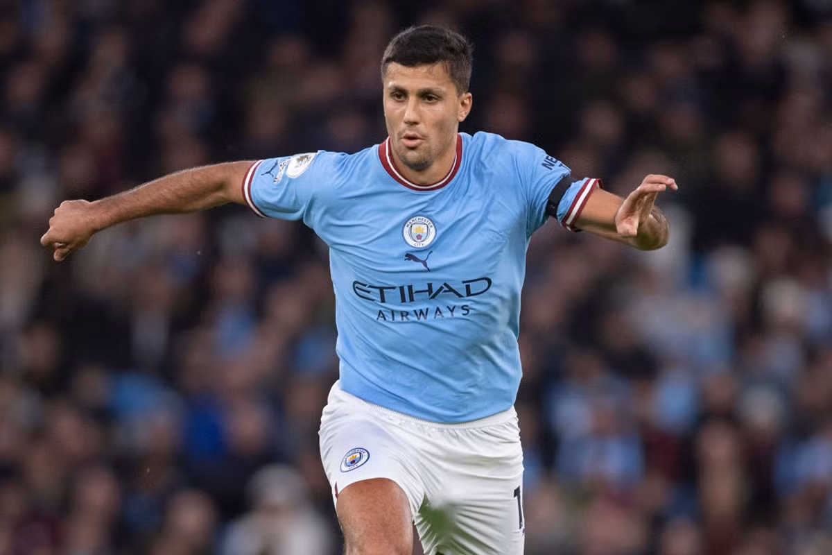 =5. Rodri (Man City, định giá chuyển nhượng: 80 triệu euro).