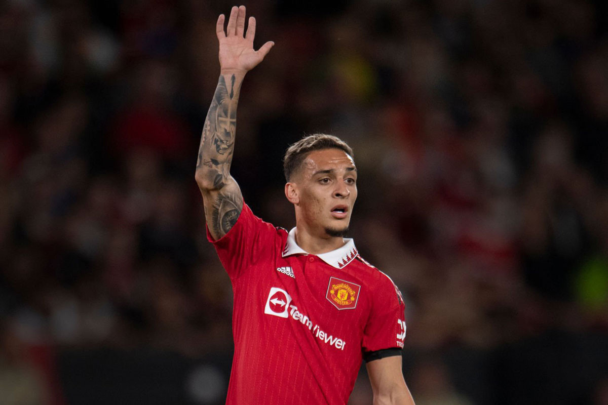 =7. Antony (mức lương: 200.000 bảng/tuần). =7. Antony (mức lương: 200.000 bảng/tuần).