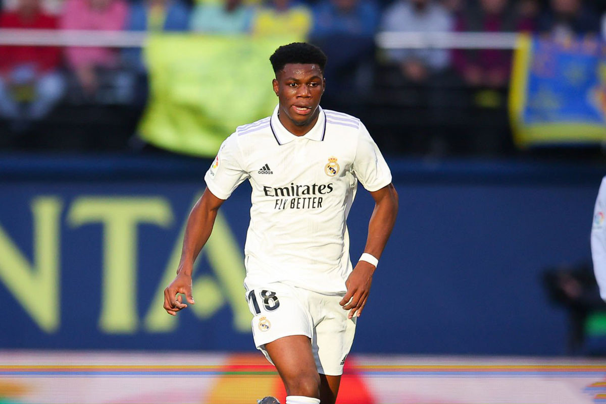 =8. Aurelien Tchouameni (Real Madrid, 22 tuổi, định giá chuyển nhượng: 90 triệu euro). =8. Aurelien Tchouameni (Real Madrid, 22 tuổi, định giá chuyển nhượng: 90 triệu euro).
