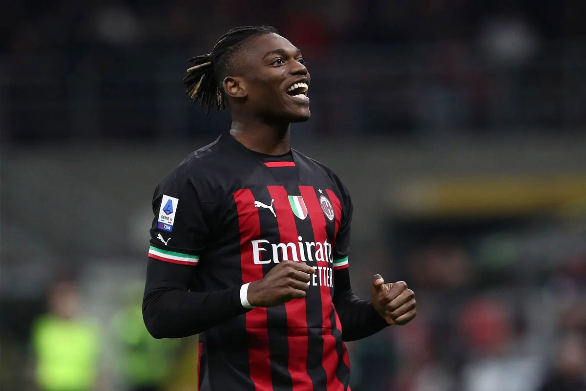 10. Rafael Leao (AC Milan, 23 tuổi, định giá chuyển nhượng: 85 triệu euro). 10. Rafael Leao (AC Milan, 23 tuổi, định giá chuyển nhượng: 85 triệu euro).