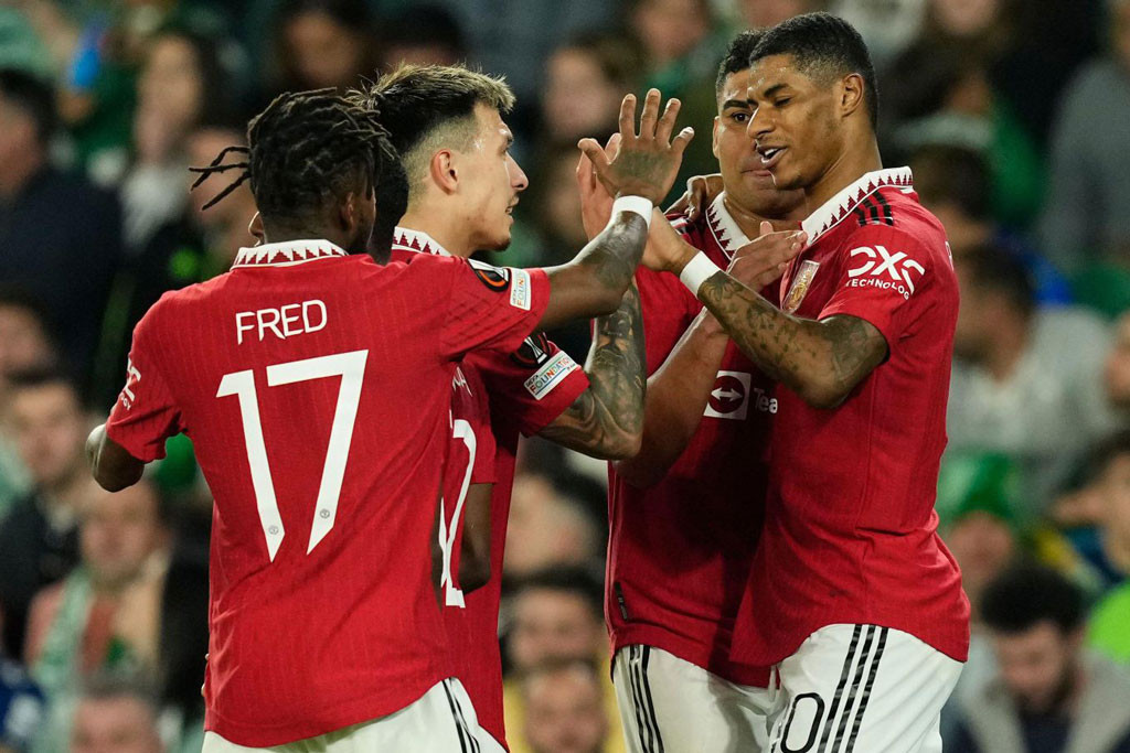 2. MU (tổng ngân sách tiền lương: 211.875.000 bảng/năm). 2. MU (tổng ngân sách tiền lương: 211.875.000 bảng/năm).