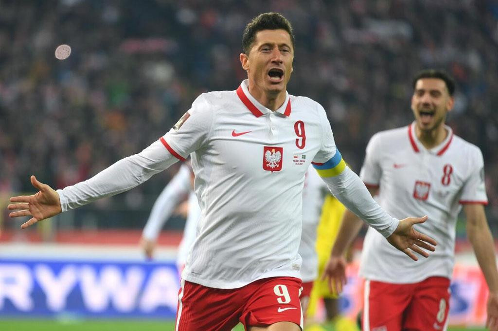 10. Robert Lewandowski (Ba Lan). 10. Robert Lewandowski (Ba Lan).