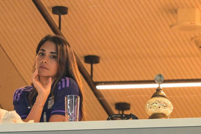 Một phút thảnh thơi của Antonela Roccuzzo. Một phút thảnh thơi của Antonela Roccuzzo.