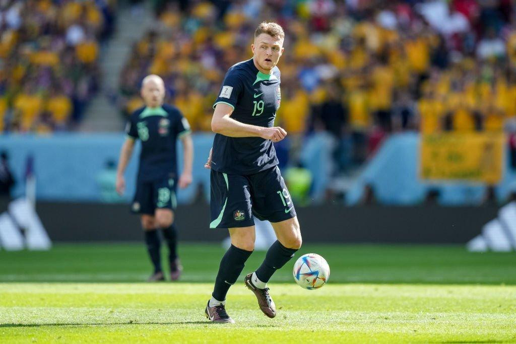 Trung vệ: Harry Souttar (Australia).