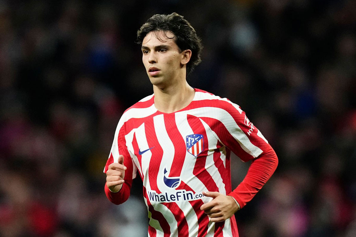 2. Joao Felix (Benfica sang Atletico Madrid tháng 7/2019, lúc 19 tuổi, giá chuyển nhượng: 127,2 triệu euro). 2. Joao Felix (Benfica sang Atletico Madrid tháng 7/2019, lúc 19 tuổi, giá chuyển nhượng: 127,2 triệu euro).