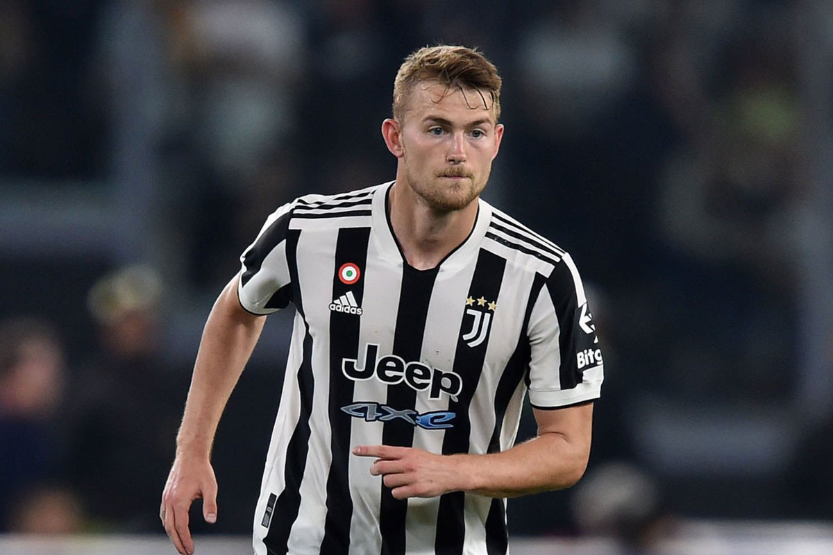 3. Matthijs de Ligt (Ajax Amsterdam tới Juventus tháng 7/2019, lúc 19 tuổi, giá chuyển nhượng: 85,5 triệu euro). 3. Matthijs de Ligt (Ajax Amsterdam tới Juventus tháng 7/2019, lúc 19 tuổi, giá chuyển nhượng: 85,5 triệu euro).