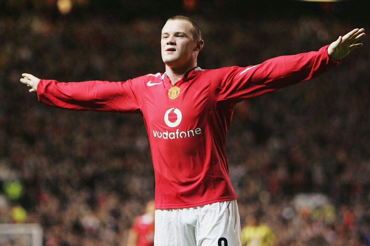 9. Wayne Rooney (Everton sang MU tháng 8/2004, lúc 18 tuổi, giá chuyển nhượng: 37 triệu euro). 9. Wayne Rooney (Everton sang MU tháng 8/2004, lúc 18 tuổi, giá chuyển nhượng: 37 triệu euro).