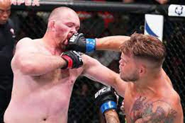 Cú ra đòn chính xác của Chase Sherman.