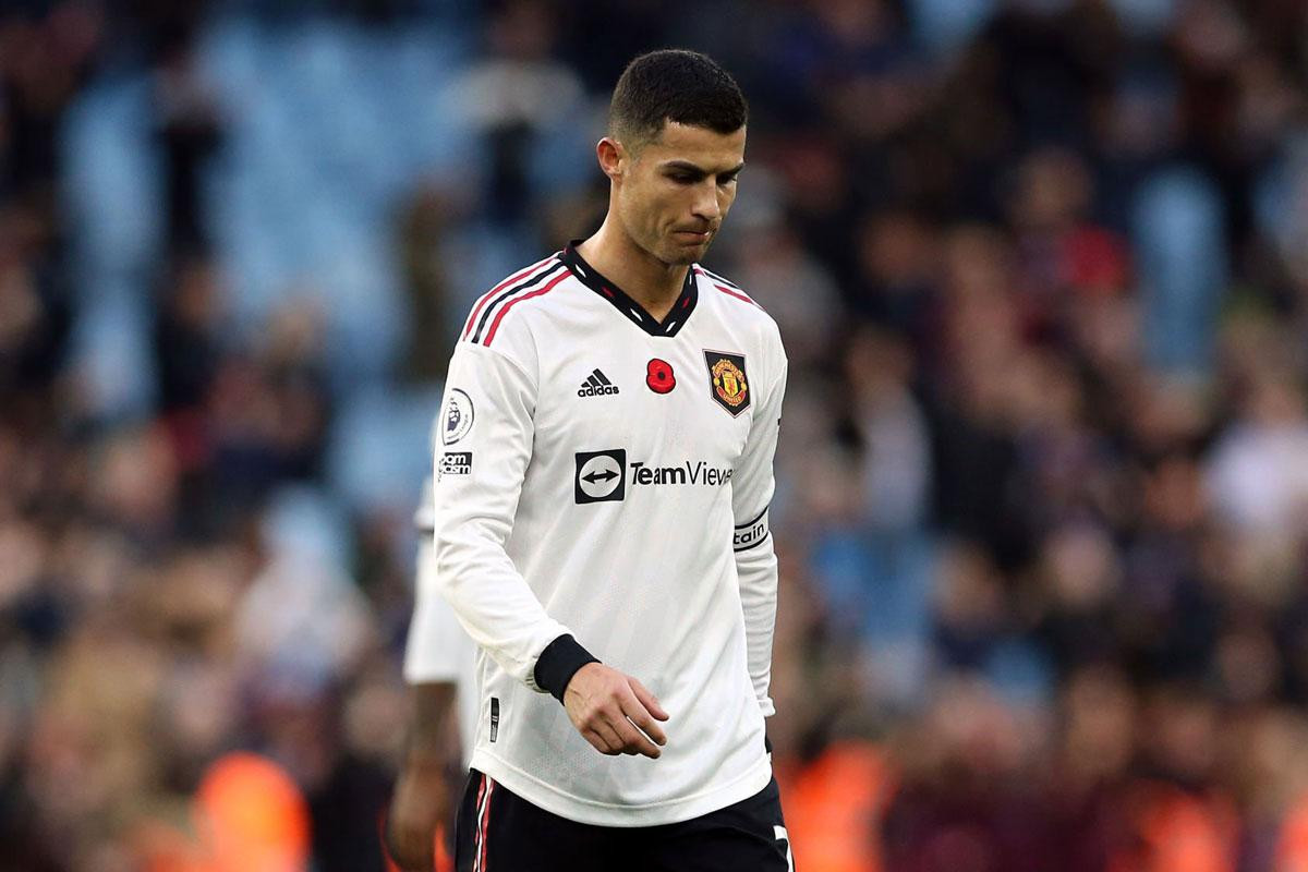 Ronaldo chính thức chia tay MU.