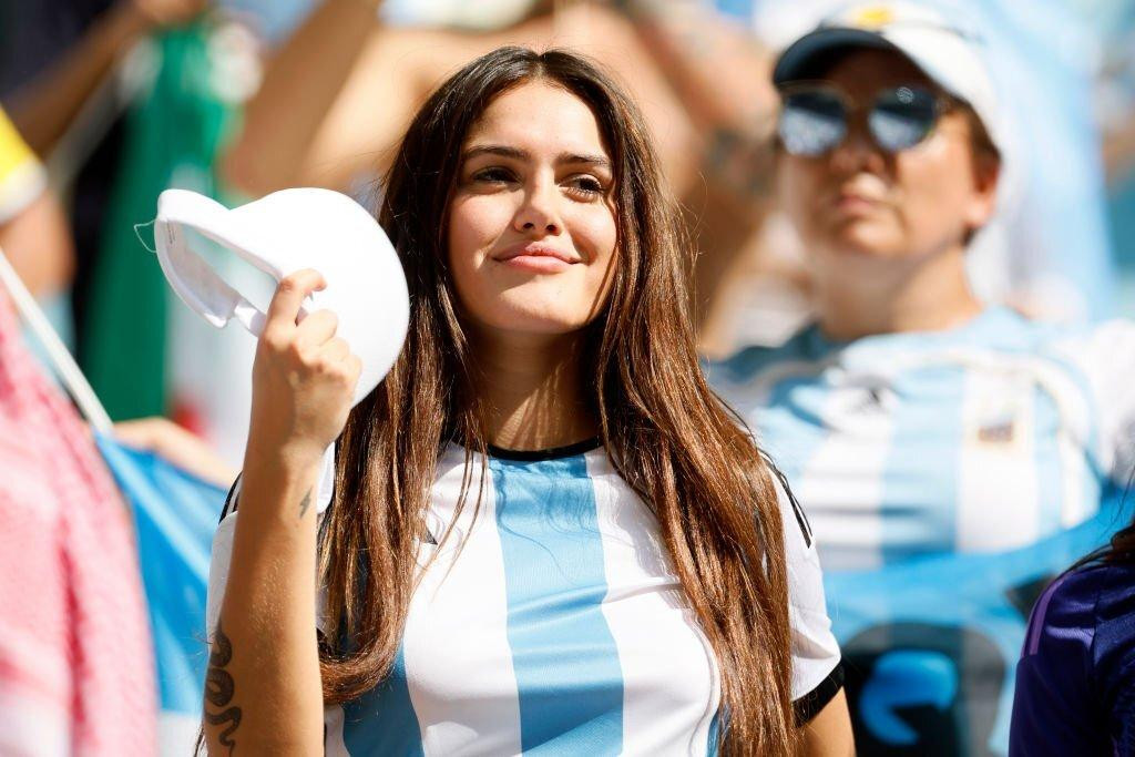 Khuôn mặt xinh đẹp của fan nữ đến từ Argentina.