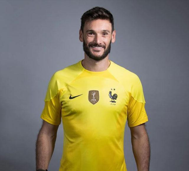 Chân dài 36 tuổi đã kết hôn với Hugo Lloris hơn 10 năm và họ có với nhau hai cô con gái Anna-Rose và Giuliana cùng với con trai Leandro. Chân dài 36 tuổi đã kết hôn với Hugo Lloris hơn 10 năm và họ có với nhau hai cô con gái Anna-Rose và Giuliana cùng với con trai Leandro.