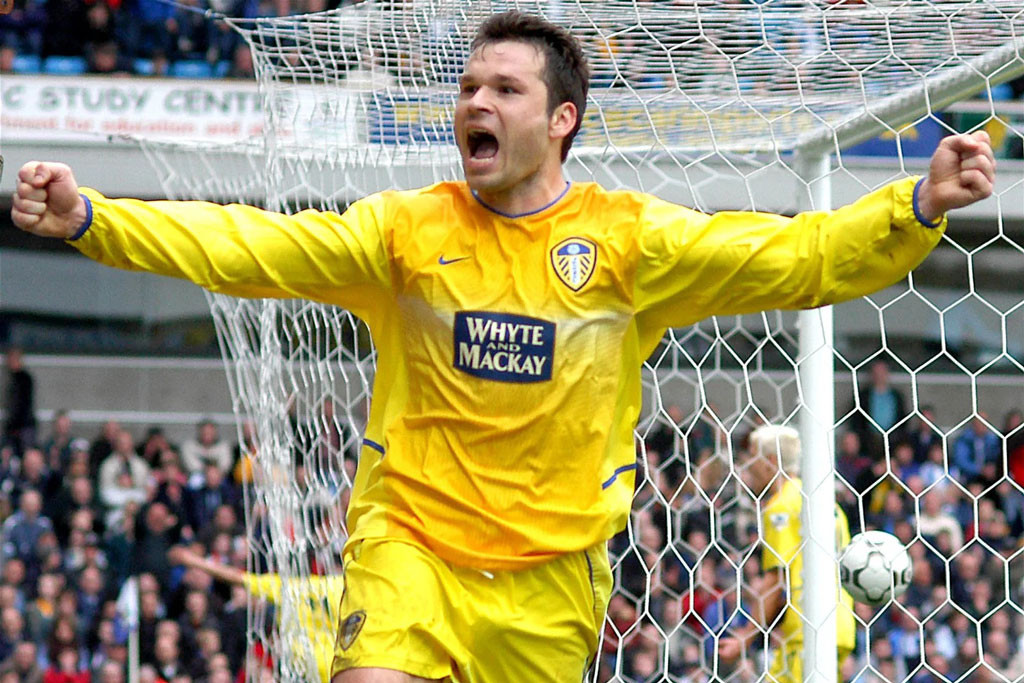 6. Mark Viduka (Leeds United, trận gặp Charlton Athletic ngày 17/3/2001, 11,90 giây). 6. Mark Viduka (Leeds United, trận gặp Charlton Athletic ngày 17/3/2001, 11,90 giây).