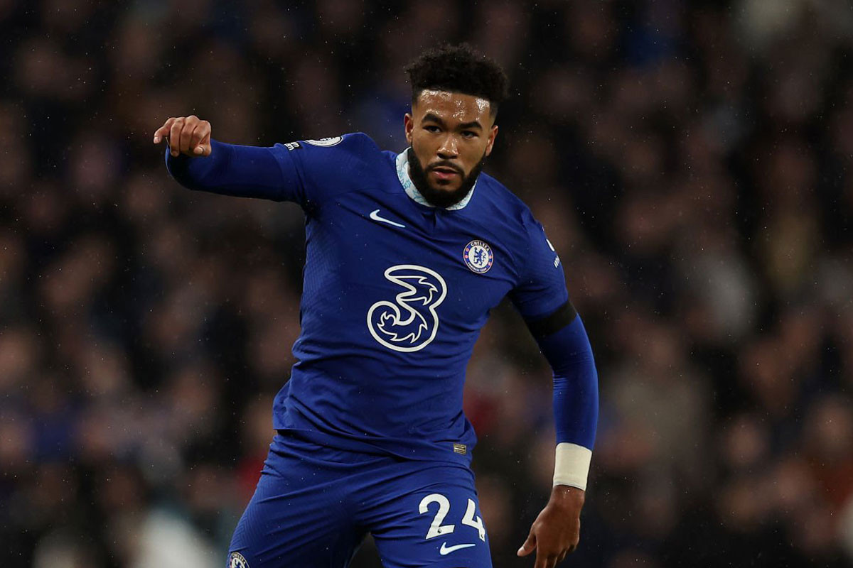 =2. Reece James (Chelsea, năm sinh: 1999, định giá chuyển nhượng: 70 triệu euro).