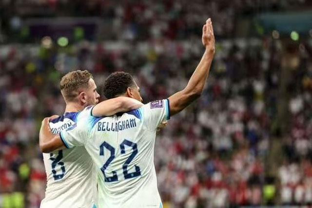 Jordan Henderson và Jude Bellingham đã có màn trình diễn tuyệt vời trong cuộc chạm trán với Senegal. Jordan Henderson và Jude Bellingham đã có màn trình diễn tuyệt vời trong cuộc chạm trán với Senegal.