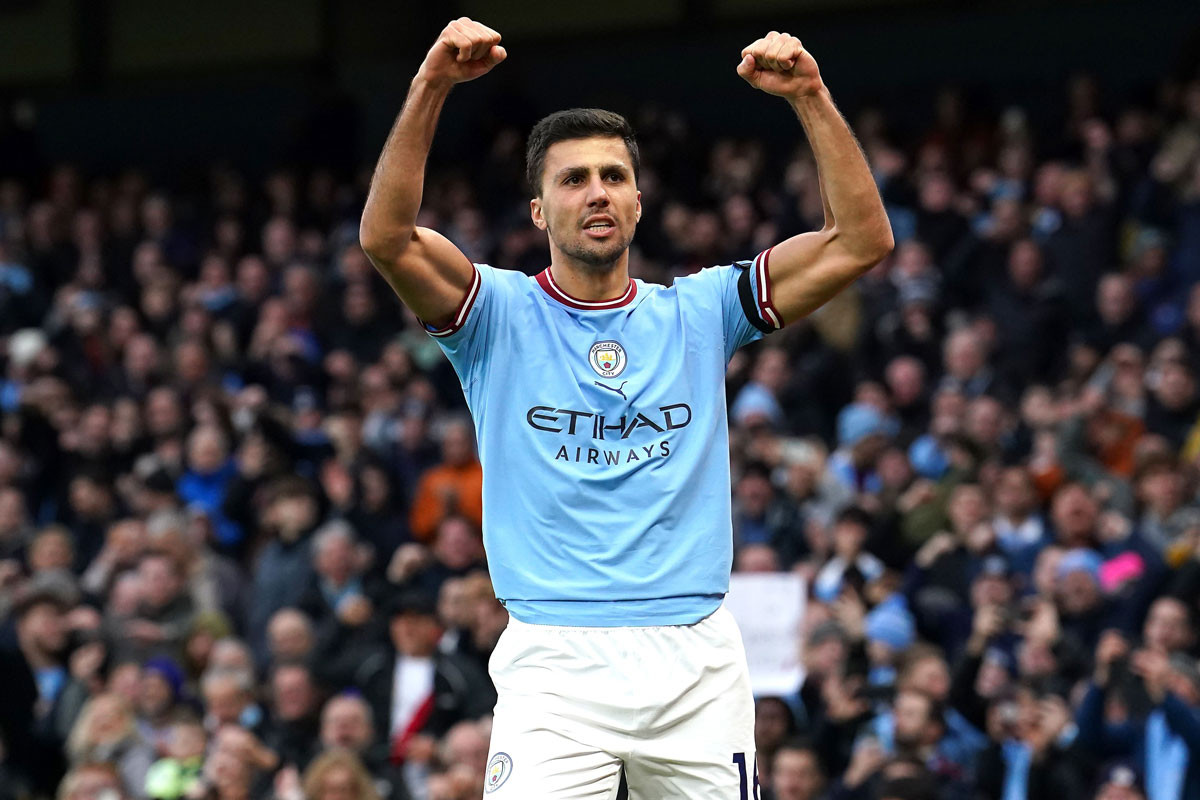 Tiền vệ: Rodri (Man City). Tiền vệ: Rodri (Man City).