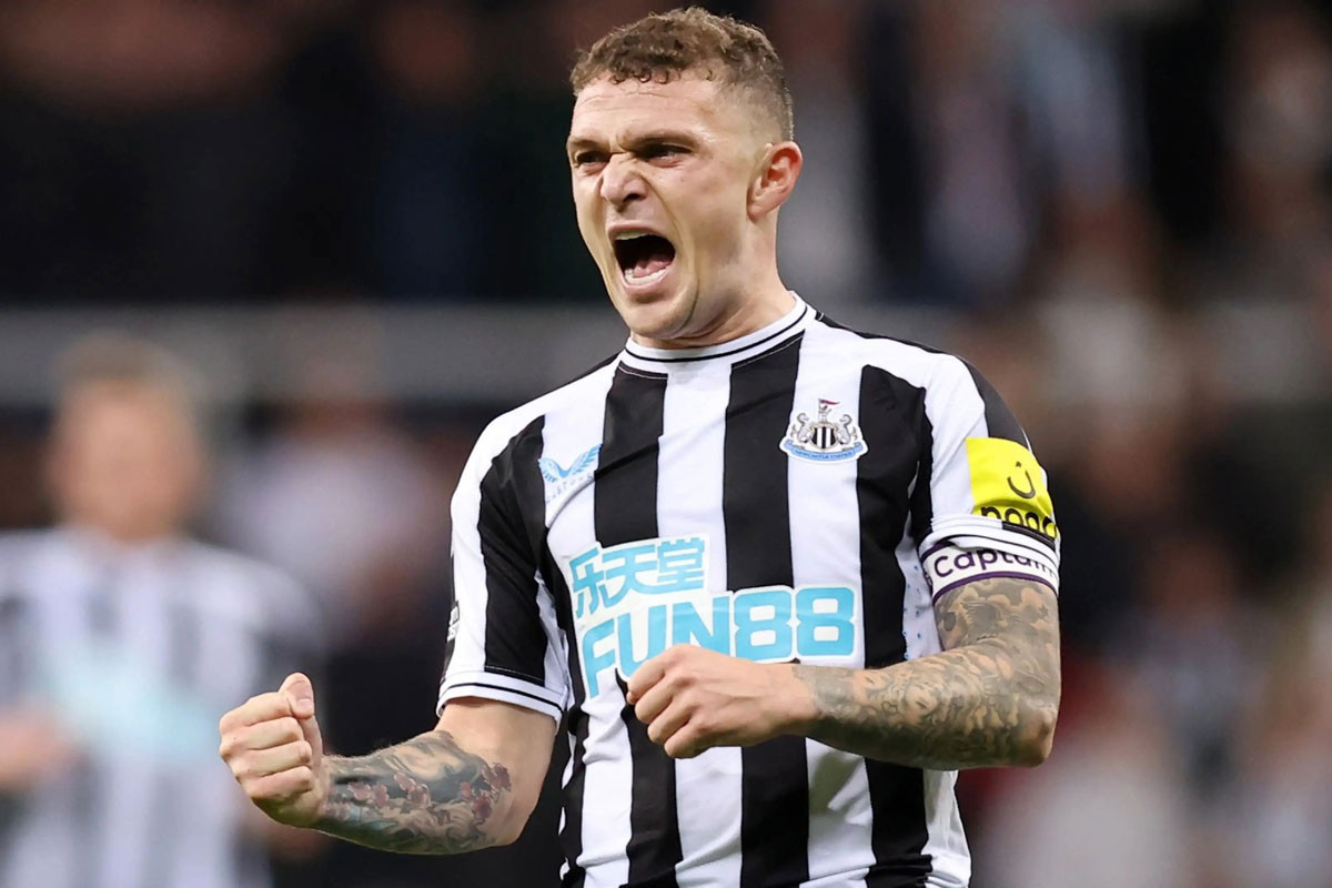Hậu vệ phải: Kieran Trippier (Newcastle). Hậu vệ phải: Kieran Trippier (Newcastle).
