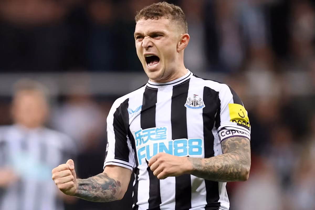 Hậu vệ phải: Kieran Trippier (Newcastle).