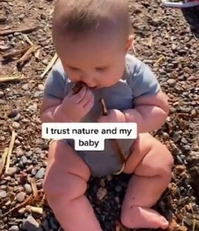 Bà mẹ trẻ người Mỹ tuyên bố tin vào tự nhiên và tin vào con trai mình.