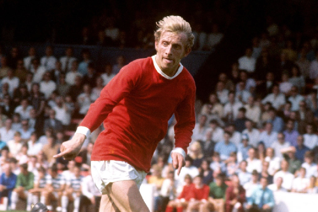 3. Denis Law (237 bàn sau 404, thời gian gắn bó: 1962-1973). 3. Denis Law (237 bàn sau 404, thời gian gắn bó: 1962-1973).