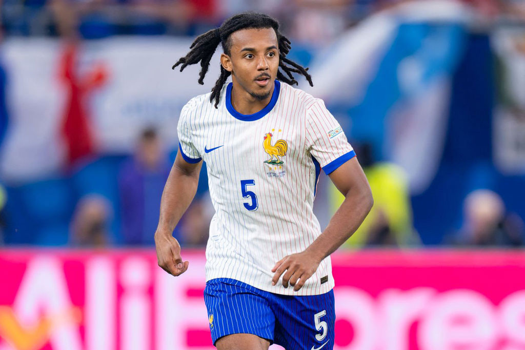 8. Jules Kounde (Pháp, tổng quãng đường di chuyển: 56,3 km).