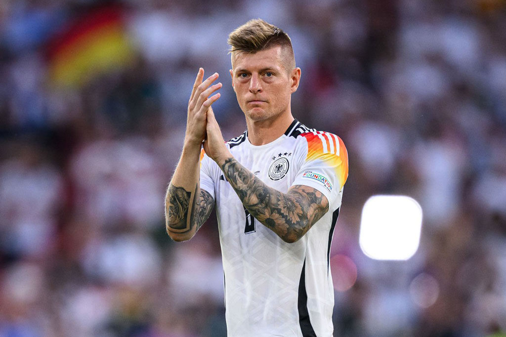 7. Toni Kroos (Đức, tổng quãng đường di chuyển: 57,2 km).