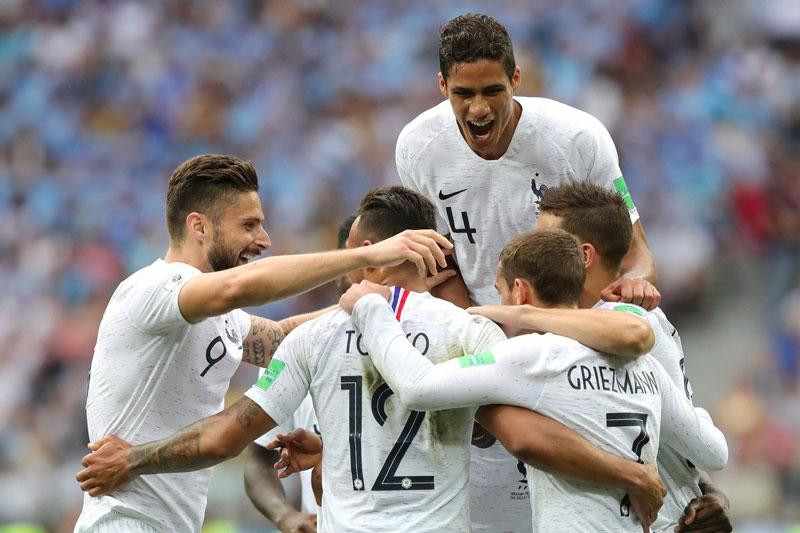 5. Pháp (số lần tham dự các kỳ World Cup tính đến hết năm 2018: 15, tổng số bàn thắng ghi được: 120 bàn). 5. Pháp (số lần tham dự các kỳ World Cup tính đến hết năm 2018: 15, tổng số bàn thắng ghi được: 120 bàn).