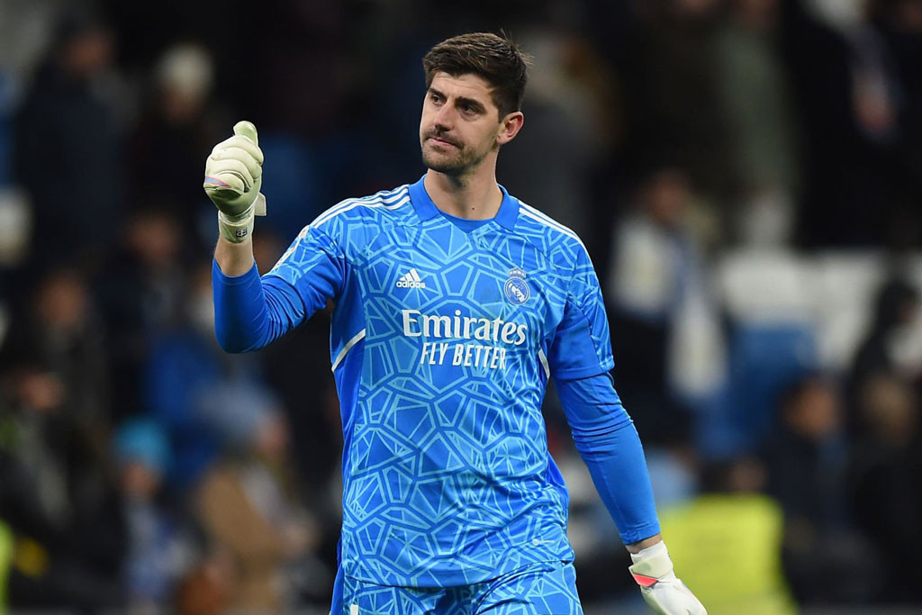 Thủ môn: Thibaut Courtois (Real Madrid, 30 tuổi, định giá chuyển nhượng: 60 triệu euro).