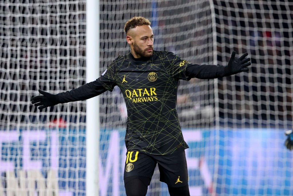 Tiền đạo: Neymar (PSG, 31 tuổi, định giá chuyển nhượng: 75 triệu euro).