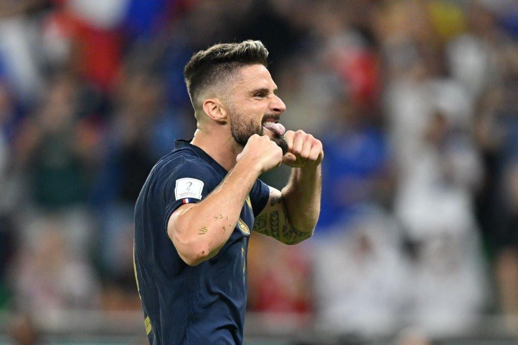 Giroud trở thành chân sút vĩ đại nhất của ĐT Pháp.