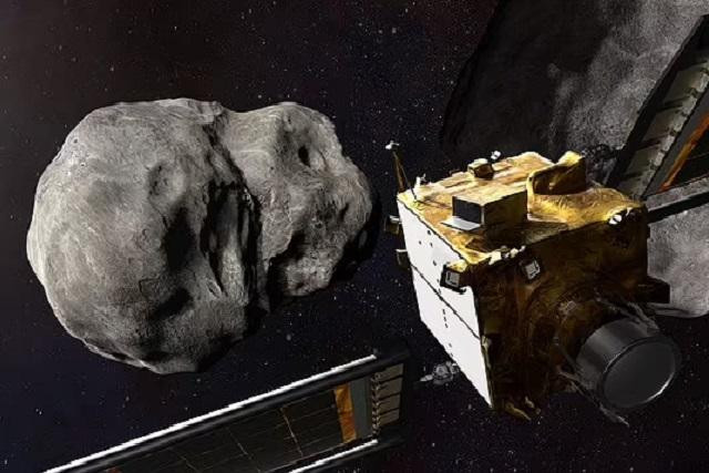 Kế hoạch đâm tàu vũ trụ vào tiểu hành tinh của Trung Quốc được cho là tương tự với Thử nghiệm Chuyển hướng Tiểu hành tinh Đôi (DART) mà NASA công bố tháng 11 năm ngoái. Ảnh Daily Mail. Kế hoạch đâm tàu vũ trụ vào tiểu hành tinh của Trung Quốc được cho là tương tự với Thử nghiệm Chuyển hướng Tiểu hành tinh Đôi (DART) mà NASA công bố tháng 11 năm ngoái. Ảnh Daily Mail.