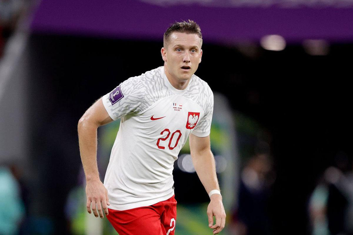 Tiền vệ trung tâm: Piotr Zielinski (Ba Lan).
