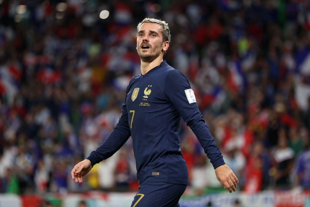 Griezmann đã thi đấu 70 trận liên tiếp cho ĐT Pháp. Griezmann đã thi đấu 70 trận liên tiếp cho ĐT Pháp.