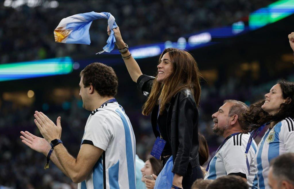 Các CĐV Argentina vốn nổi tiếng với sự cuồng nhiệt.