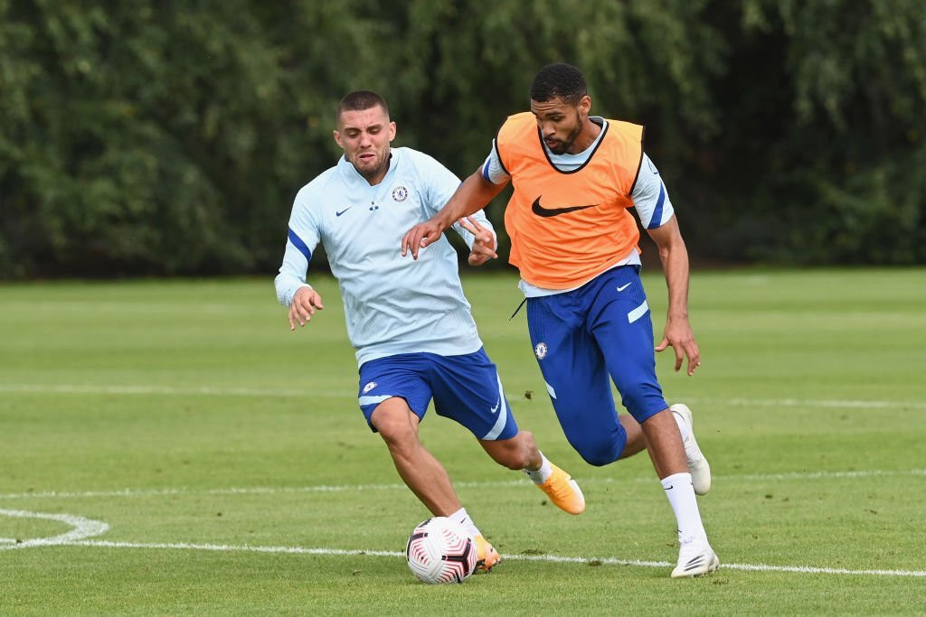 … Kovacic và Loftus-Cheek (phải) đang nằm trong tầm ngắm của Real. … Kovacic và Loftus-Cheek (phải) đang nằm trong tầm ngắm của Real.