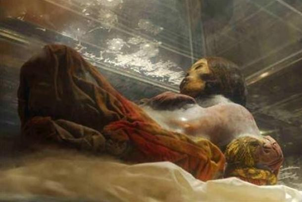 Xác ướp hiện đang được bảo quản đặc biệt Xác ướp hiện đang được bảo quản đặc biệt