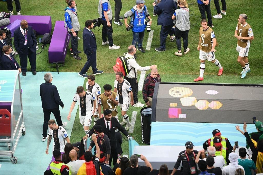 ĐT Đức sớm phải xách vali về nước.