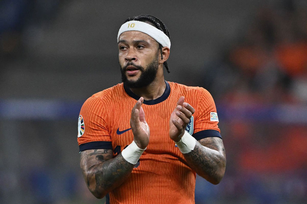 Tiền đạo: Memphis Depay (Hà Lan). Tiền đạo: Memphis Depay (Hà Lan).
