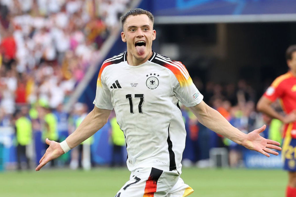 Tiền vệ: Florian Wirtz (Đức). Tiền vệ: Florian Wirtz (Đức).