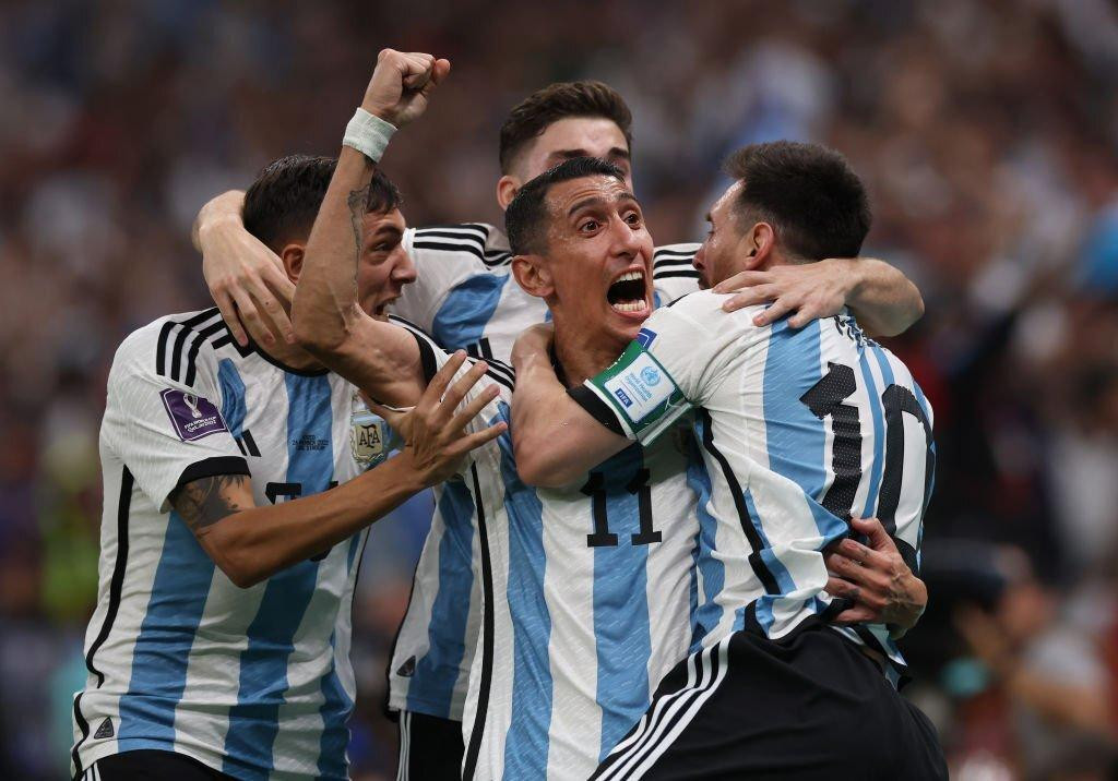 Argentina vẫn có nguy cơ bị loại.