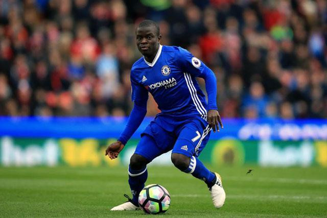 Rooney cho rằng Kante là tiền vệ xuất sắc nhất thế giới.