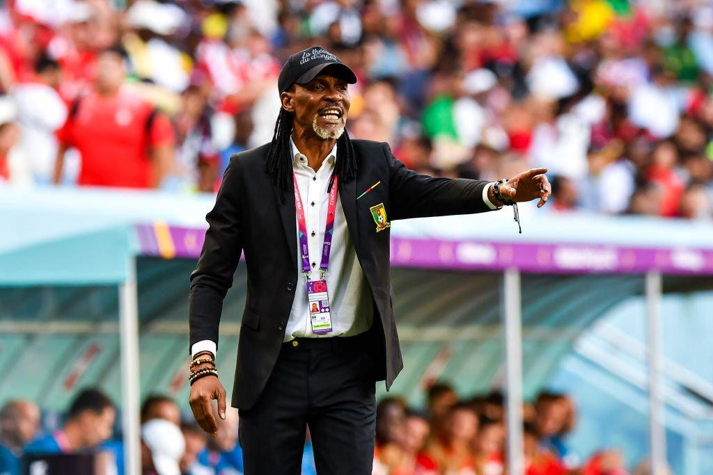 =2. Rigobert Song (Cameroon, 46 tuổi).