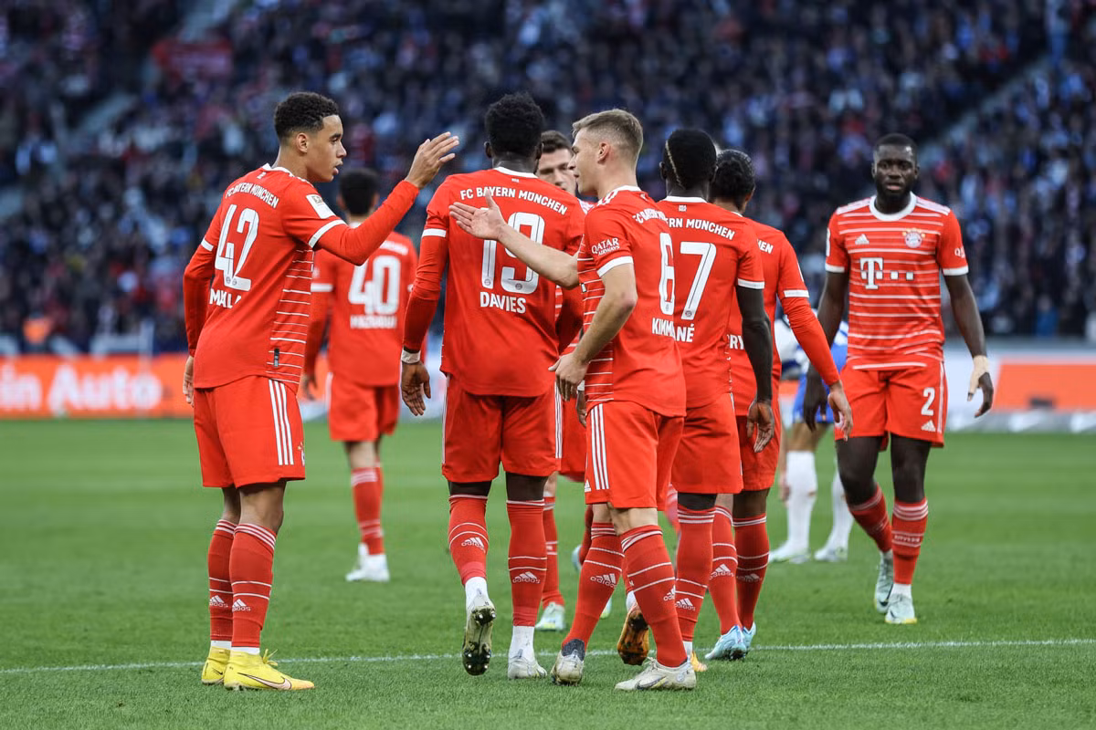 3. Bayern Munich (tổng giá trị đội hình: 944,70 triệu euro).
