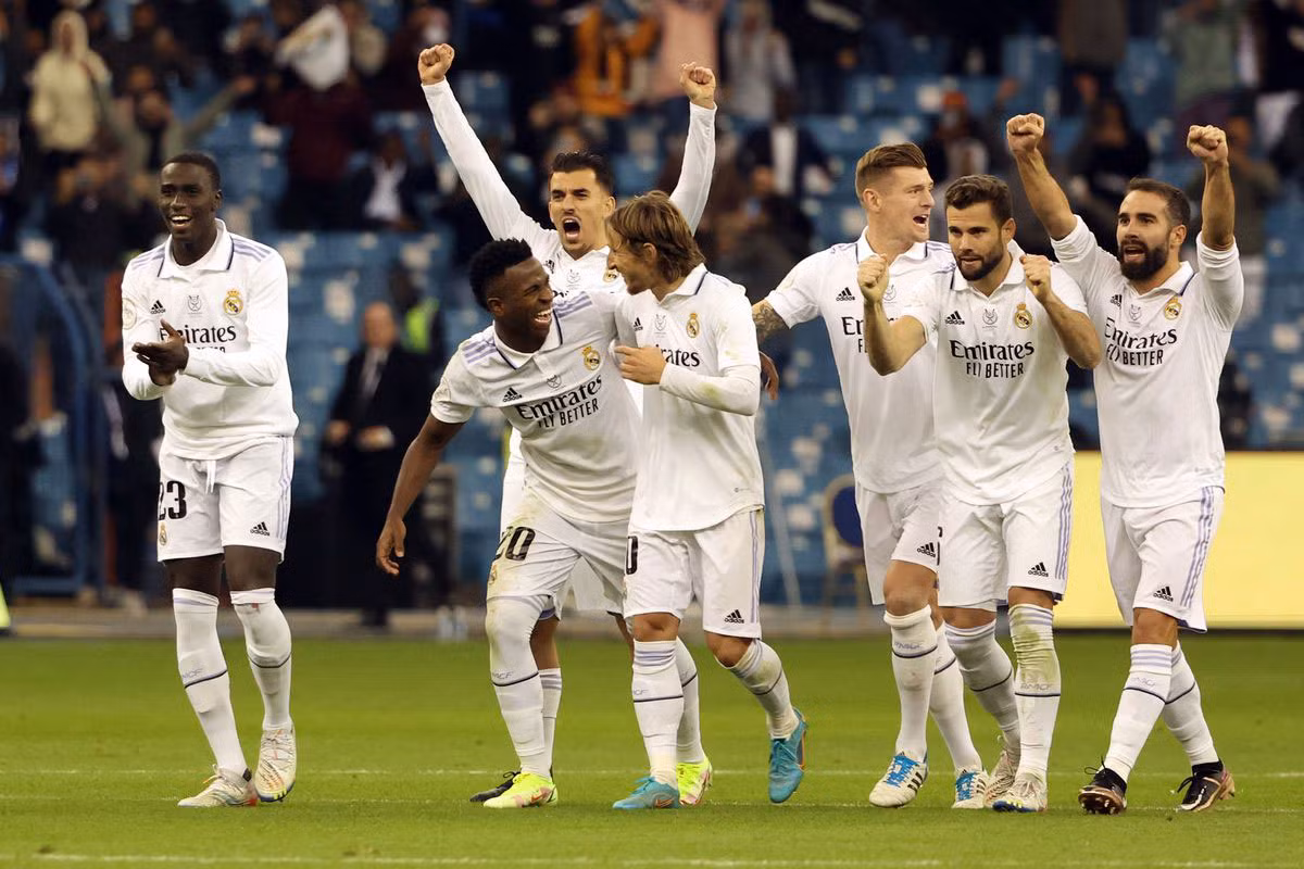 6. Real Madrid (tổng giá trị đội hình: 849 triệu euro).