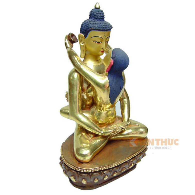 Một thuyết khác coi người phụ nữ khỏa thân là tượng trưng cho tín đồ dị giáo. Thái độ của người phụ nữ này chính là biểu hiện sự hàng phục giáo lý nhà Phật