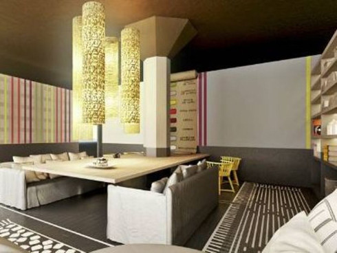 Biệt thự của Messi gồm 4 phòng ngủ, một phòng khách và phòng bếp. Ngoài ra, biệt thự này còn có sân vườn, bể bơi và phòng tập thể dục