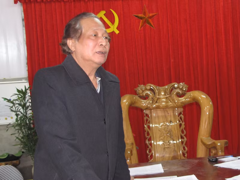 Ông Nguyễn Văn Trường - Phó Giám đốc công ty cổ phần quốc tế CT Việt Nam trả lời báo chí chiều 15-3. Ảnh: Tuấn Nguyễn